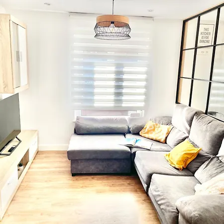 Dario De Regoyos アパート オビエド