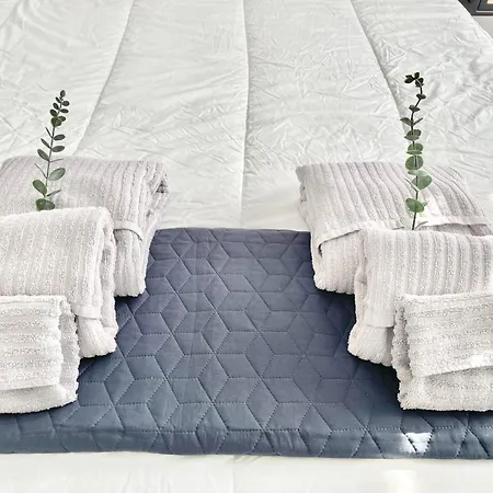 Dario De Regoyos アパート